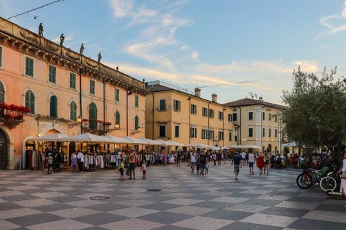 Lazise_Piazza_Vittorio_Emmanuele_II_2 Kopie