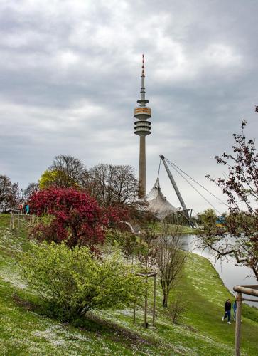 München_Olympiapark_Frühling_7 Kopie