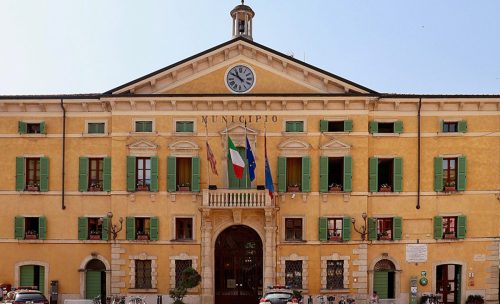 Valeggio_sul_Mincio_Rathaus_Municipo Kopie
